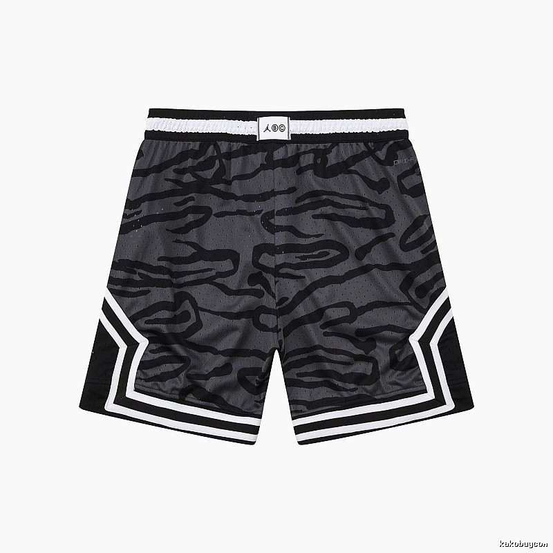 AJ sporty black and grey shorts
