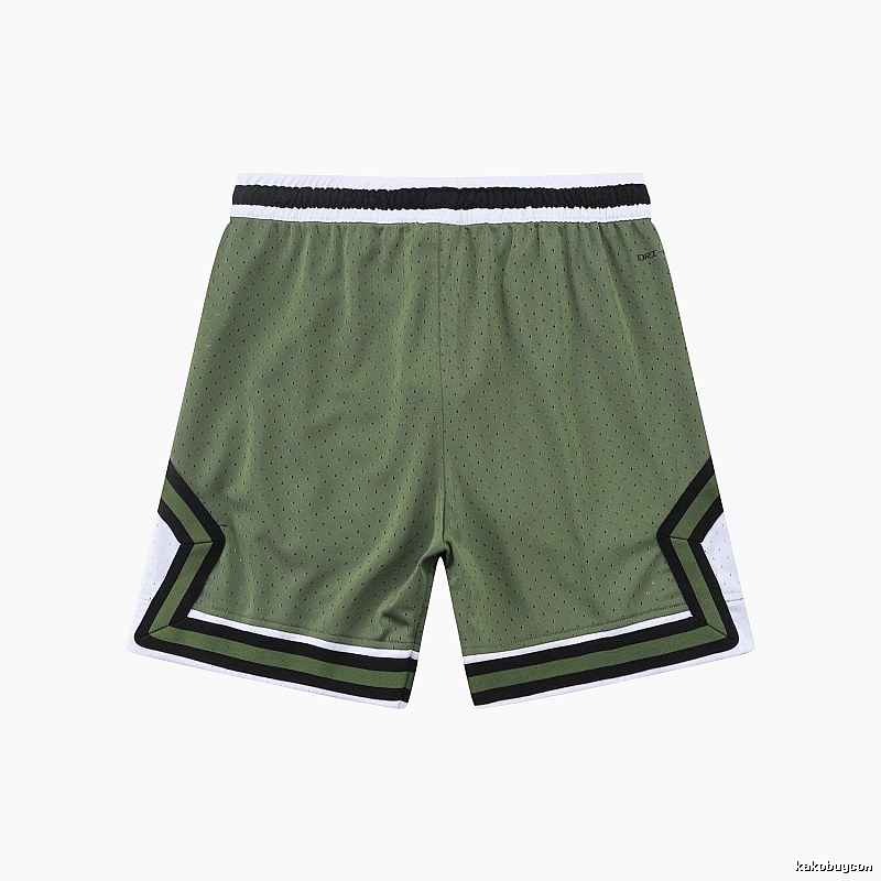 AJ sporty green shorts