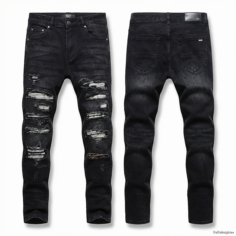 AMI Trendy Ripped Jeans with a Cool Style