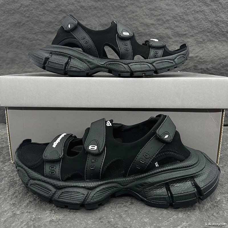 Balenciaga Sport Sandals with Black Strap Sandals for Casual Outfits