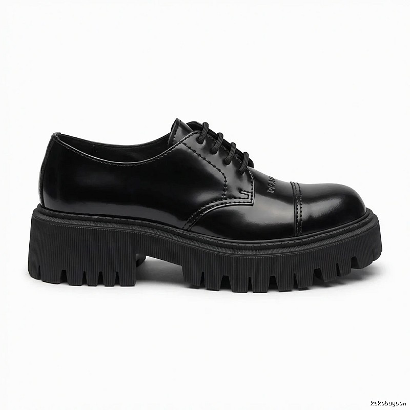 Balenciaga thick-soled British-style leather shoes