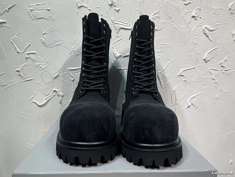 Black Combat Boot with Tall Black Lace-up Boot for Casual Outfits