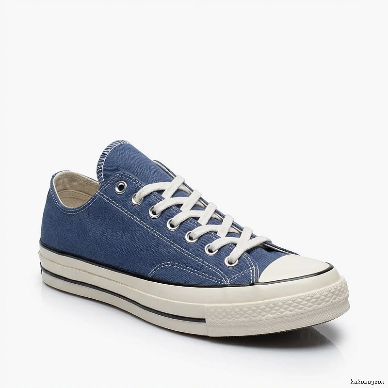 Converse classic denim blue canvas shoes