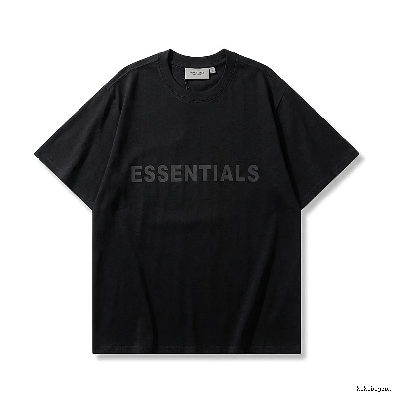 ESSENTIALS minimalist style black T-shirt
