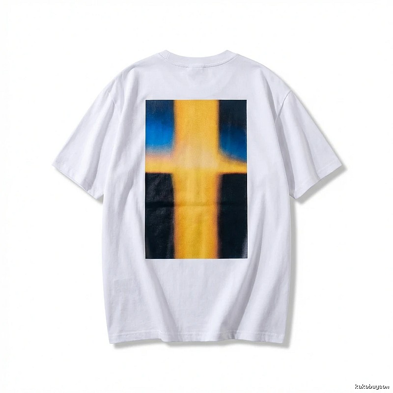 ESSENTIALS minimalist style white T-shirt