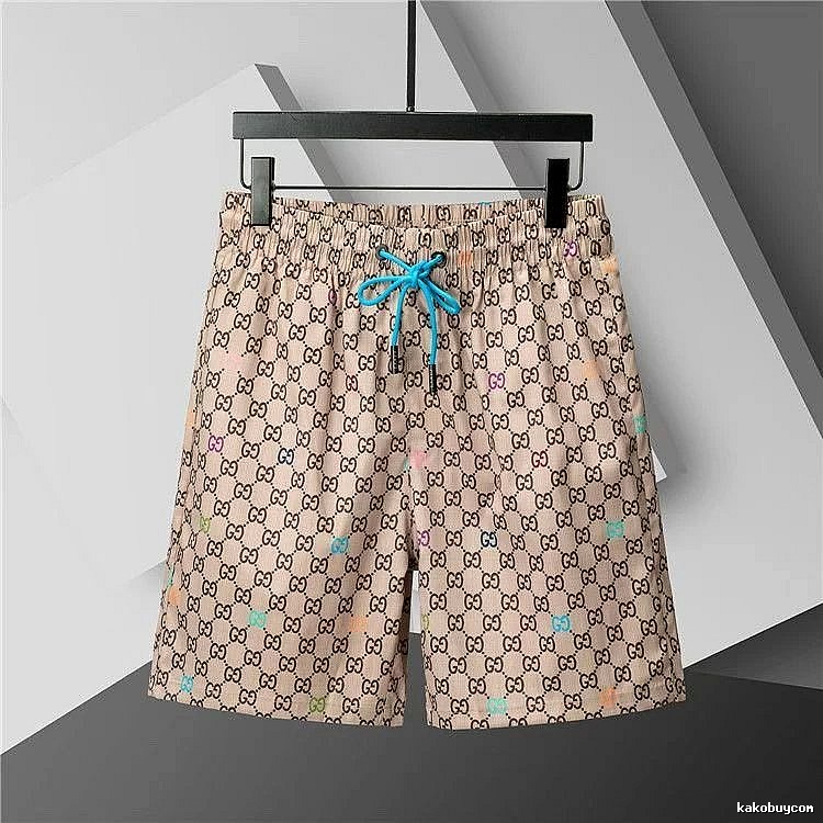 Gucci - printed retro - style shorts