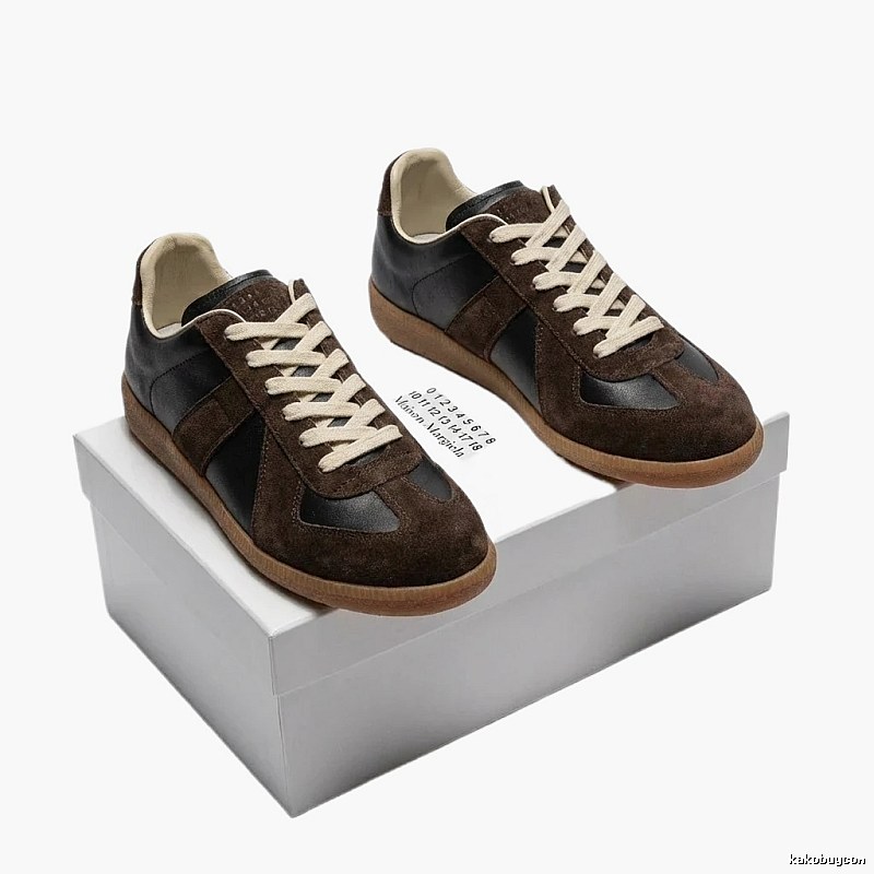 Maison Margiela retro brown shoes