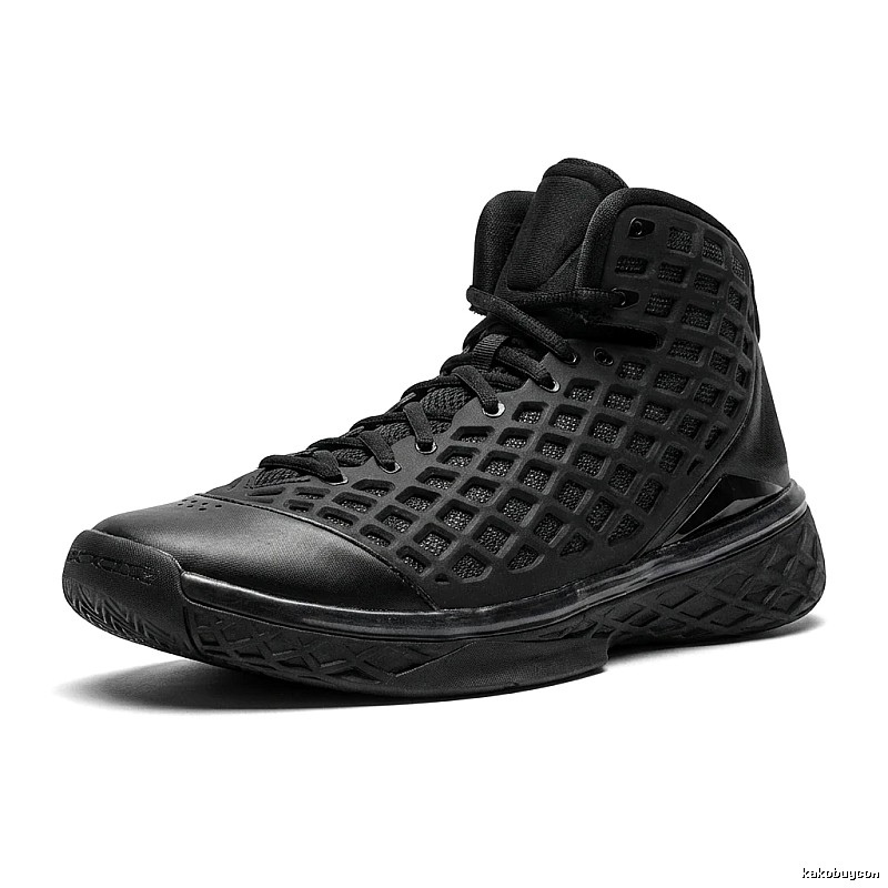 Nike high-top black sports shoes