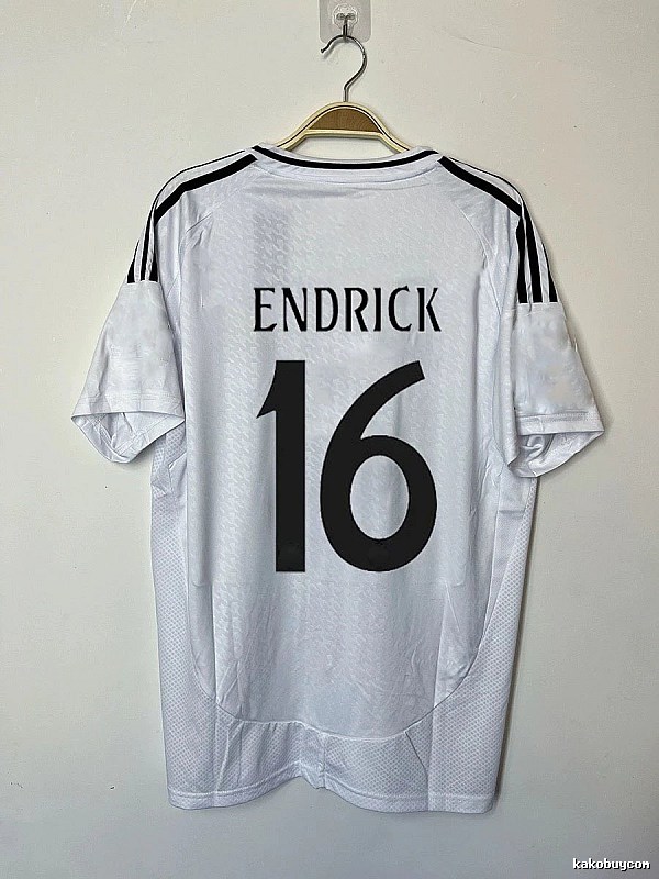 Real Madrid Gift Ready Bellingham #5 soccer jersey White Real Madrid with Standout Detail