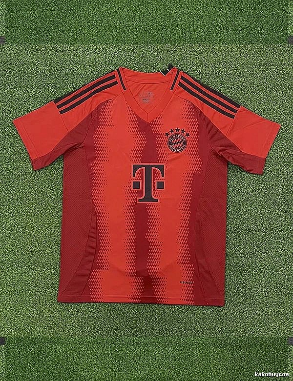 Real Madrid Resort Home soccer jersey White Real Madrid for Travel Looks