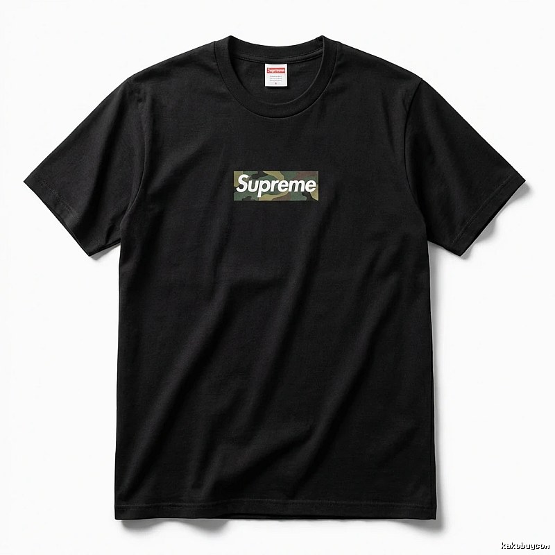 Supreme camouflage-style black T-shirt