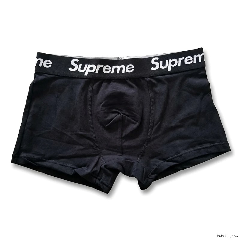 Supreme minimalist style black underwear